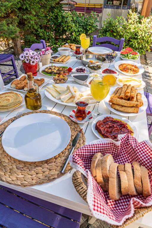 Kahvaltı Dahil